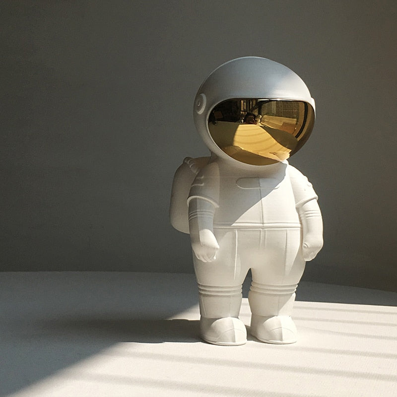 High-grade Resin Astronaut Doll Statue Statue Astronaut Sculpture Educational Toy Desktop Home Decoration Astronaut Model Childr